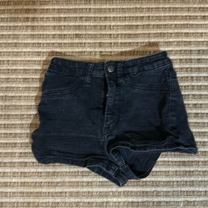 Kids, black shorts, size small brand, wild fable